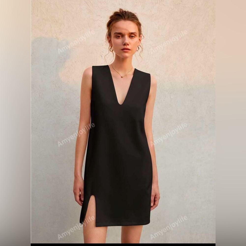 Black shift dress